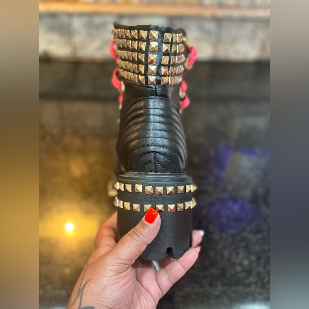 Combat Boots - Picture 3 of 7